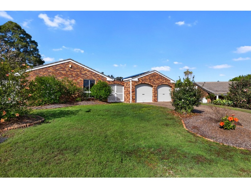 11 Breene Court, Carindale QLD 4152