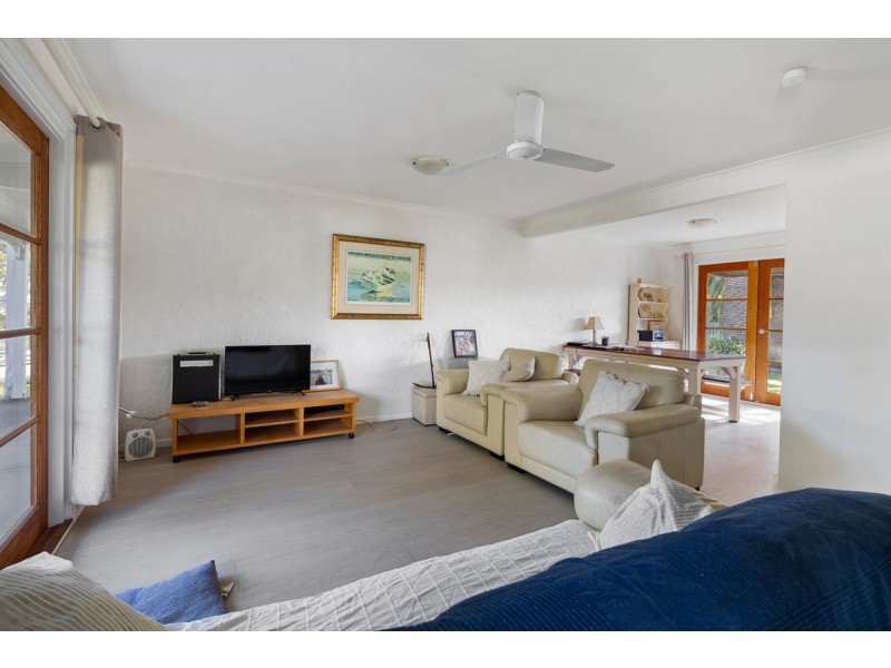1-3 Chestnut Crescent, Victoria Point QLD 4165
