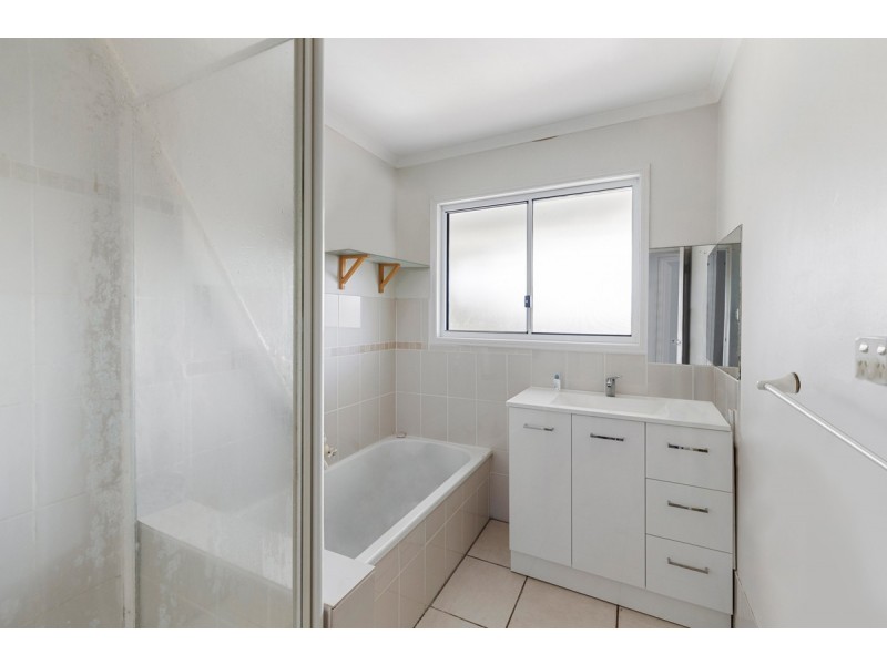 1-3 Chestnut Crescent, Victoria Point QLD 4165