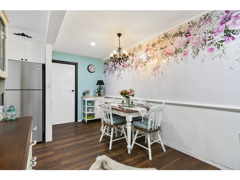 73 Beach Street, Cleveland QLD 4163