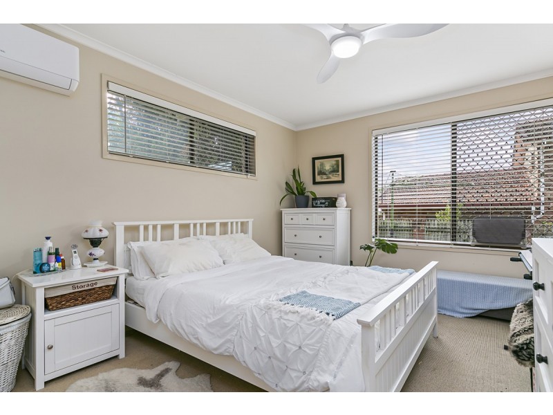 73 Beach Street, Cleveland QLD 4163