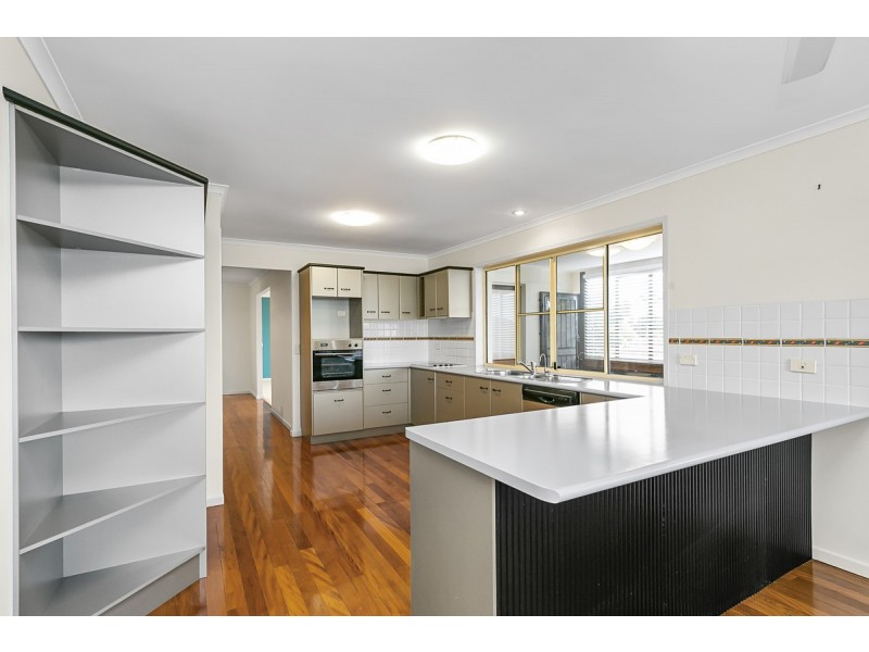 73 Beach Street, Cleveland QLD 4163