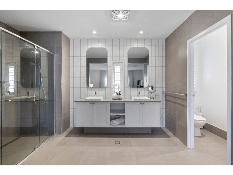 22 Jellicoe Street, Wellington Point QLD 4160