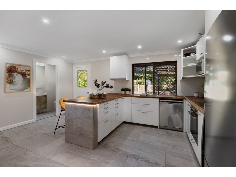 52 Makaha Drive, Birkdale QLD 4159