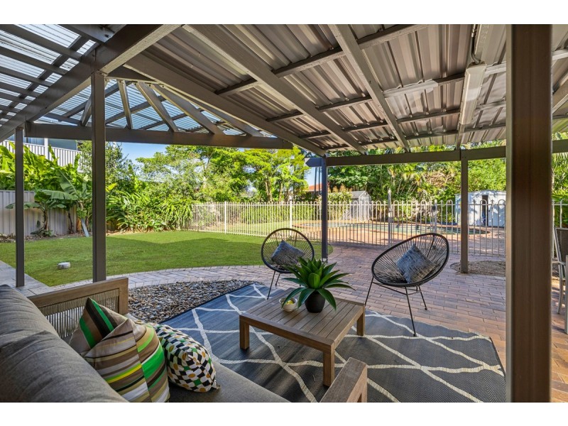 52 Makaha Drive, Birkdale QLD 4159