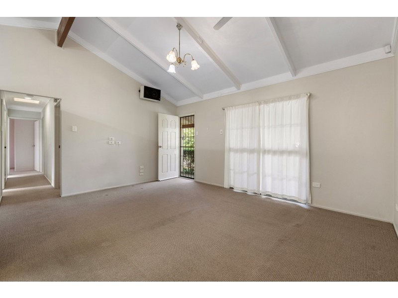 3 Emu Street, Birkdale QLD 4159