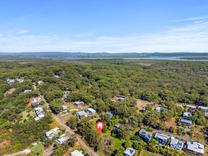 100 Wahine Drive, Russell Island QLD 4184