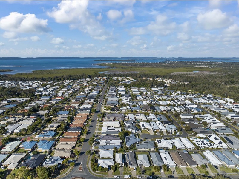 57 Colthouse Drive, Thornlands QLD 4164