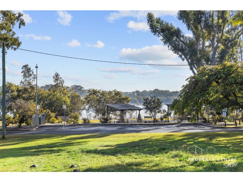 26 Esplanade, Russell Island QLD 4184