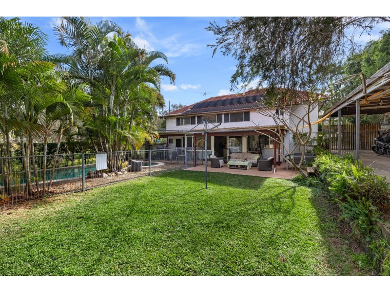 26 Curtis Street, Manly QLD 4179
