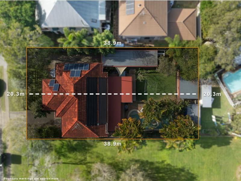 26 Curtis Street, Manly QLD 4179
