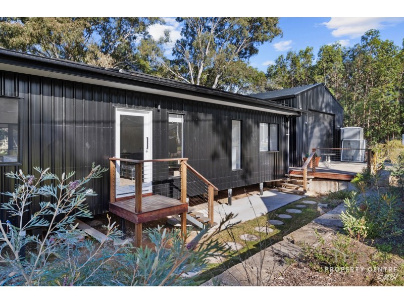 2 Victoria Avenue, Russell Island QLD 4184