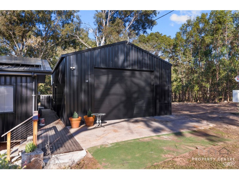 2 Victoria Avenue, Russell Island QLD 4184