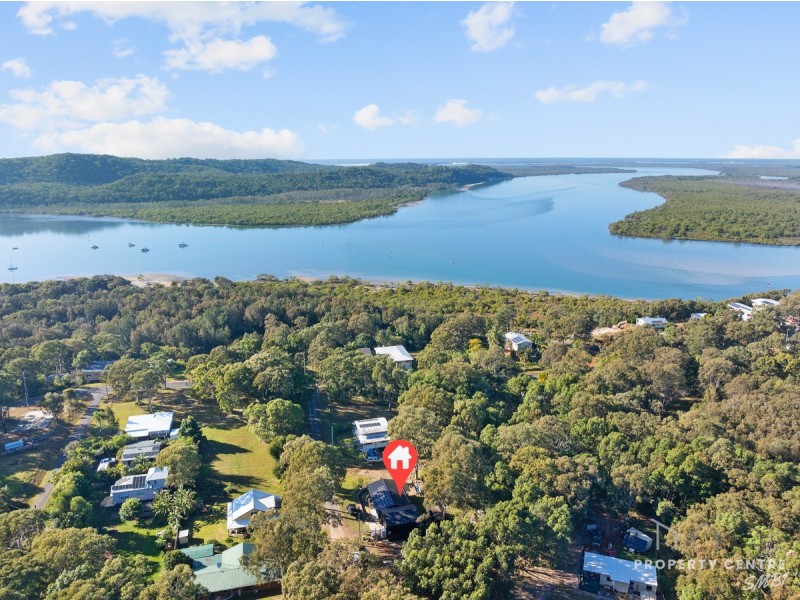 2 Victoria Avenue, Russell Island QLD 4184