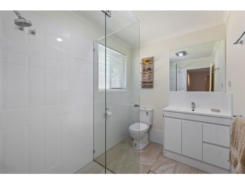 33 Paige Court, Wellington Point QLD 4160