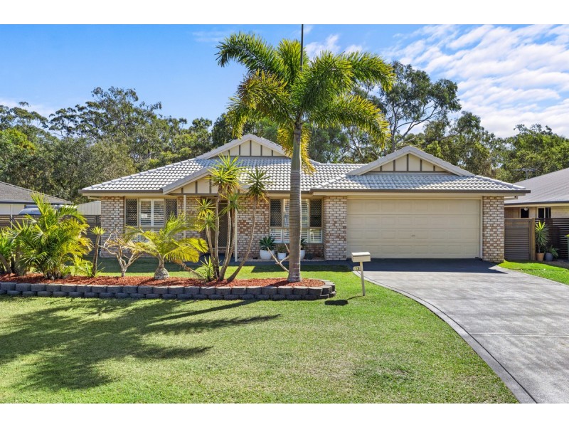 13 Portland Parade, Redland Bay QLD 4165