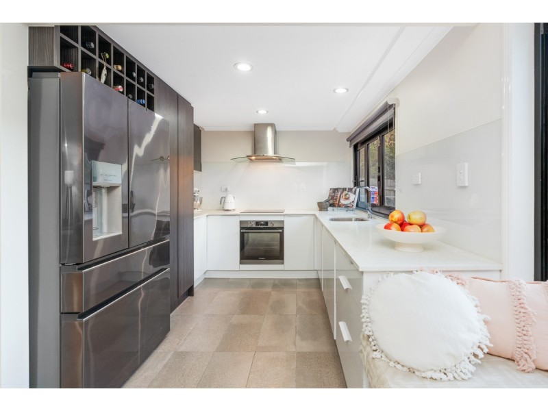 9 Kangaloon Street, Jindalee QLD 4074
