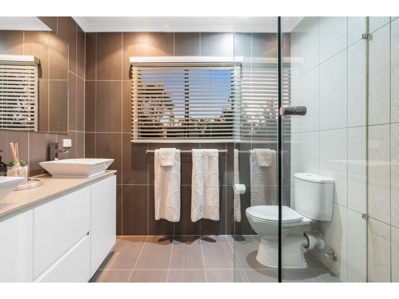 9 Kangaloon Street, Jindalee QLD 4074
