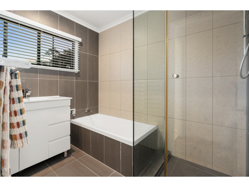 9 Kangaloon Street, Jindalee QLD 4074