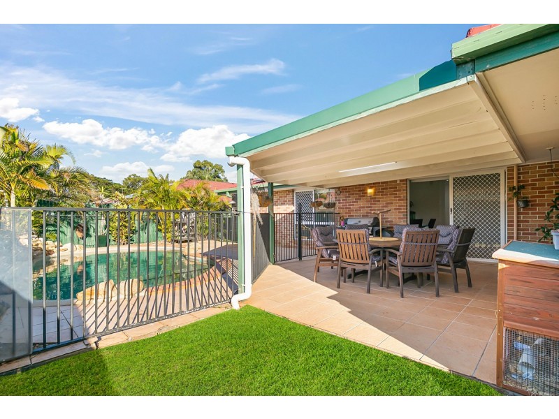 33 Seagull Street, Victoria Point QLD 4165