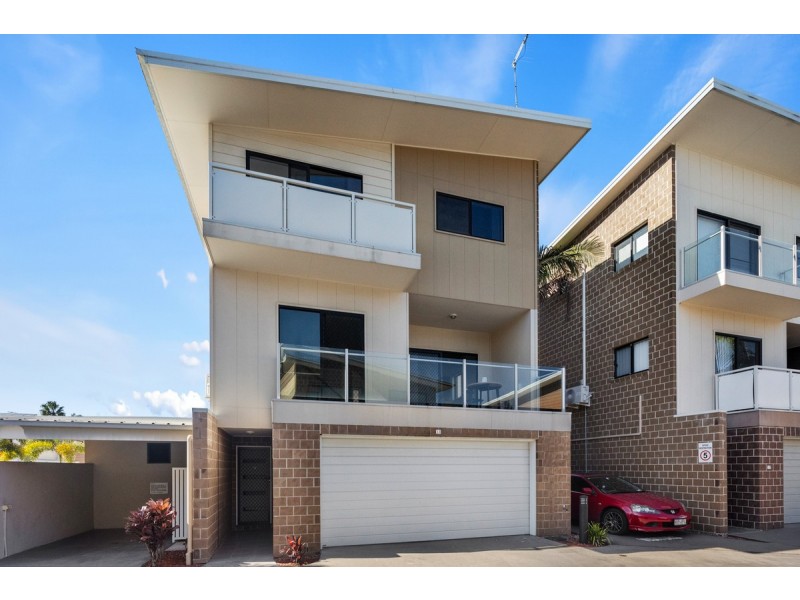 13/3 Grange Court, Capalaba QLD 4157
