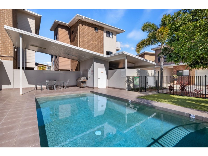 13/3 Grange Court, Capalaba QLD 4157