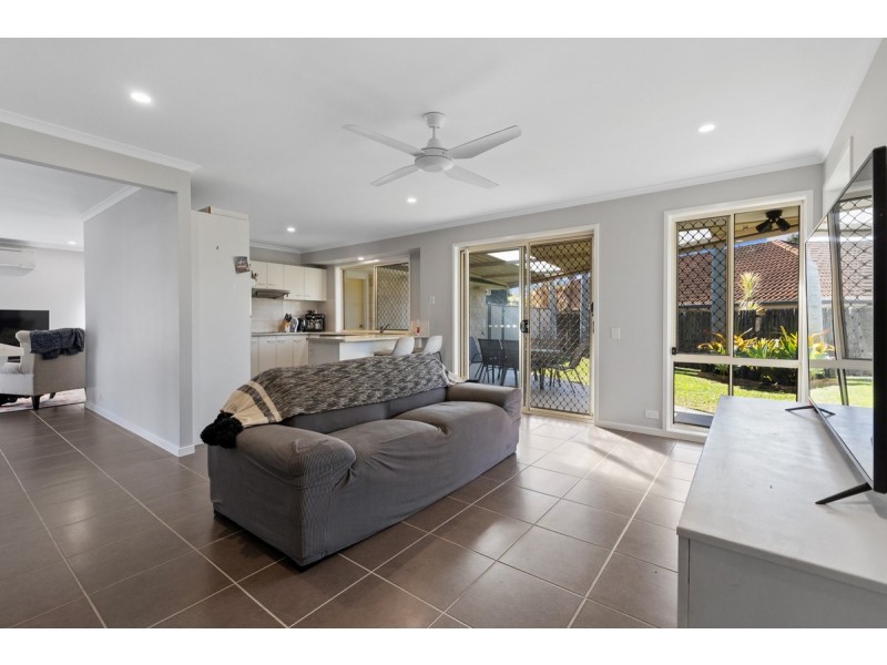 12 Greenwich Court, Alexandra Hills QLD 4161