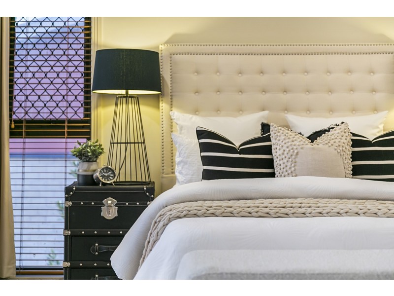 16 Vaucluse Place, Mansfield QLD 4122