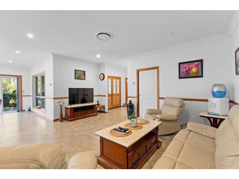 20 Camrose Street, Chandler QLD 4155