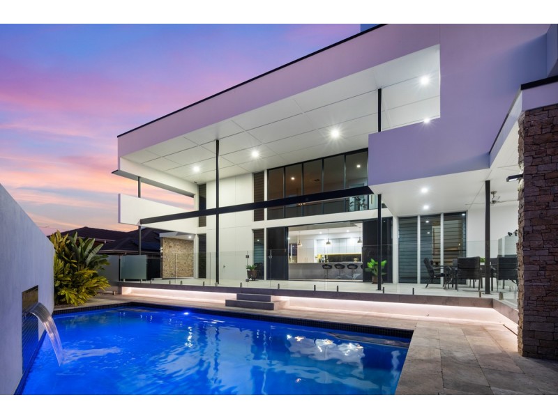 15 Nadine Crescent, Thornlands QLD 4164