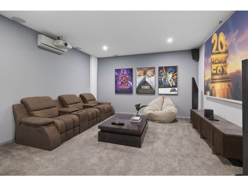 15 Nadine Crescent, Thornlands QLD 4164