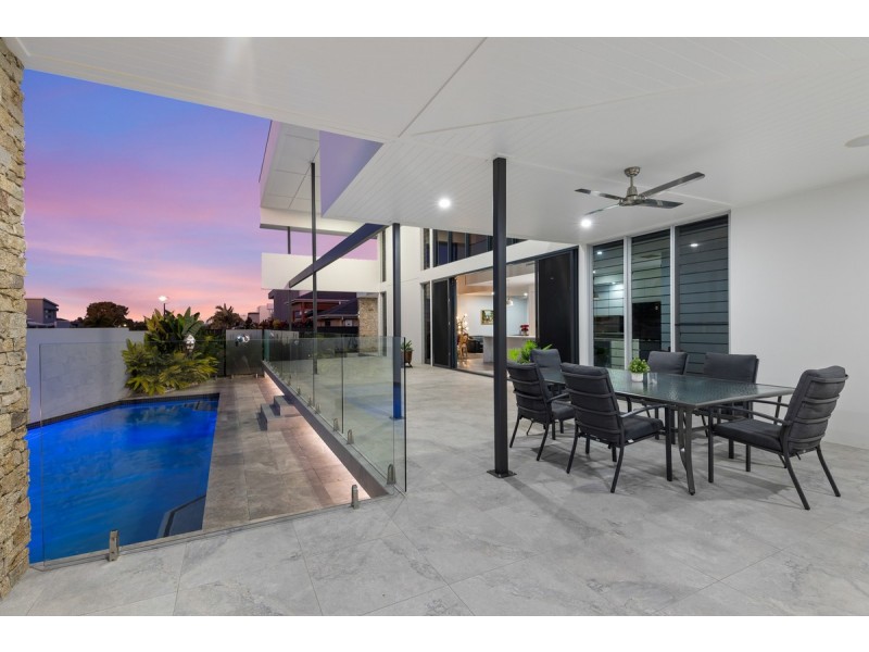 15 Nadine Crescent, Thornlands QLD 4164