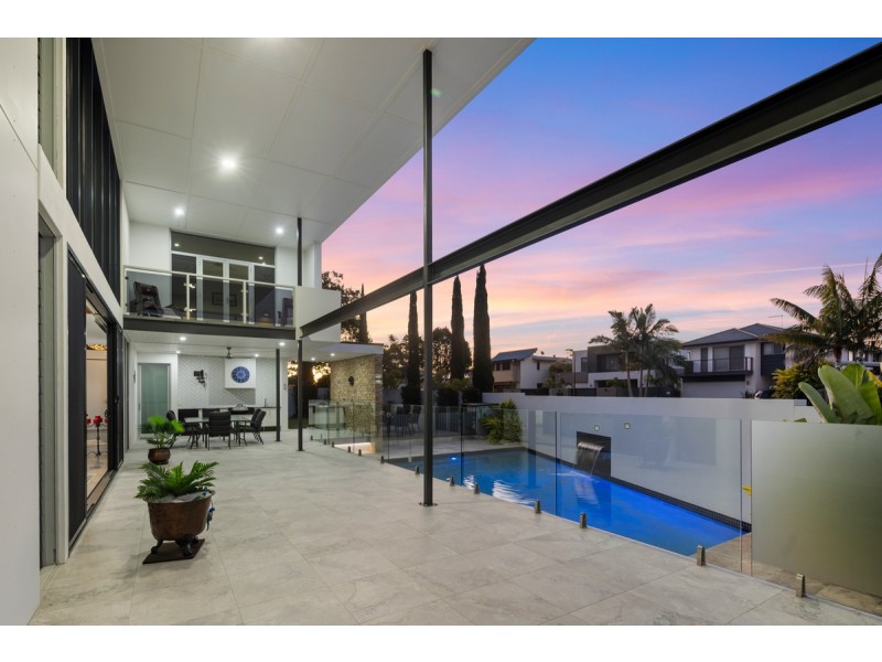 15 Nadine Crescent, Thornlands QLD 4164
