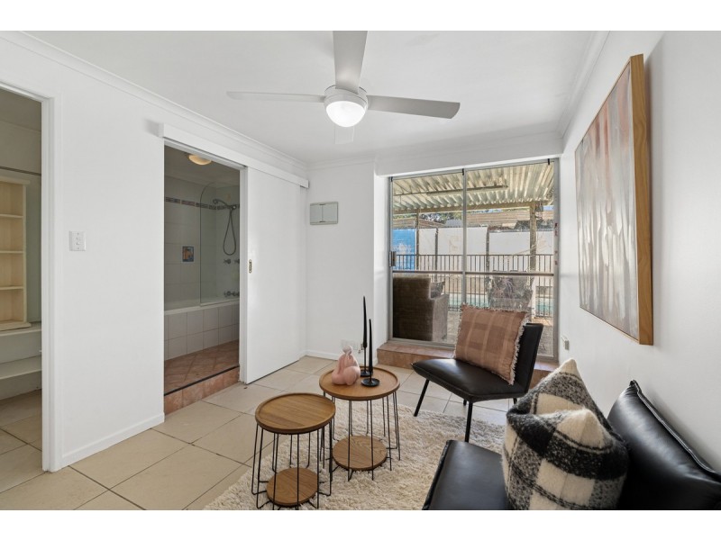 8 Endeavour Street, Capalaba QLD 4157