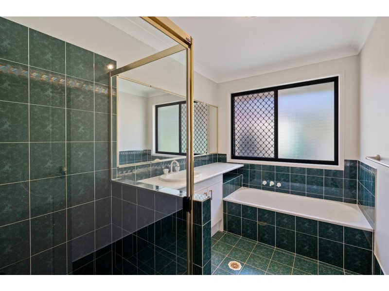 17 Kingfisher Place, Capalaba QLD 4157