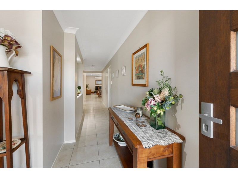 9 Bell View Street, Victoria Point QLD 4165