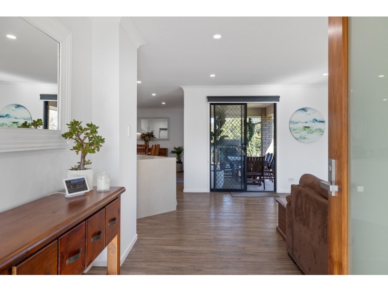 1 Golfgreen Terrace, Meadowbrook QLD 4131