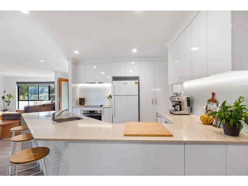 1 Golfgreen Terrace, Meadowbrook QLD 4131