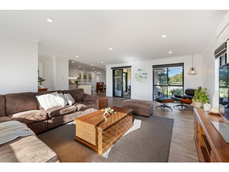 1 Golfgreen Terrace, Meadowbrook QLD 4131