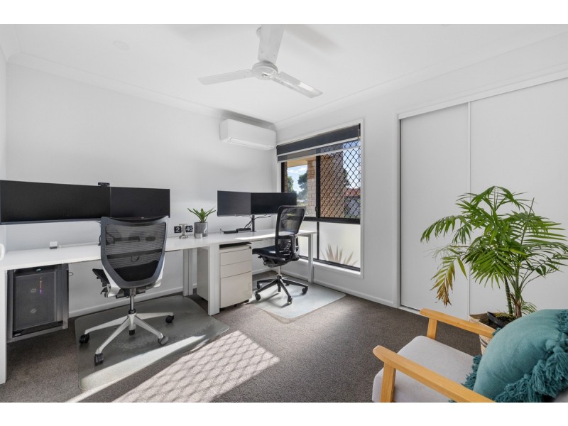 1 Golfgreen Terrace, Meadowbrook QLD 4131