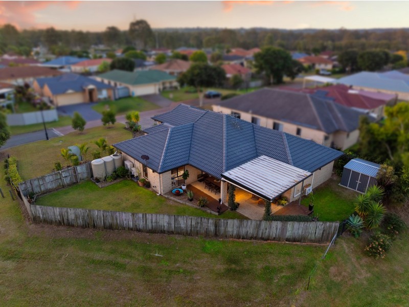 1 Golfgreen Terrace, Meadowbrook QLD 4131