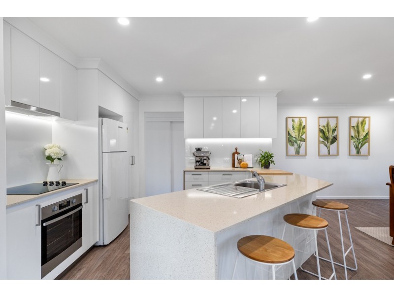 1 Golfgreen Terrace, Meadowbrook QLD 4131