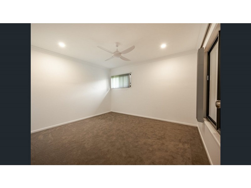 17 Mountain View Crescent, Russell Island QLD 4184