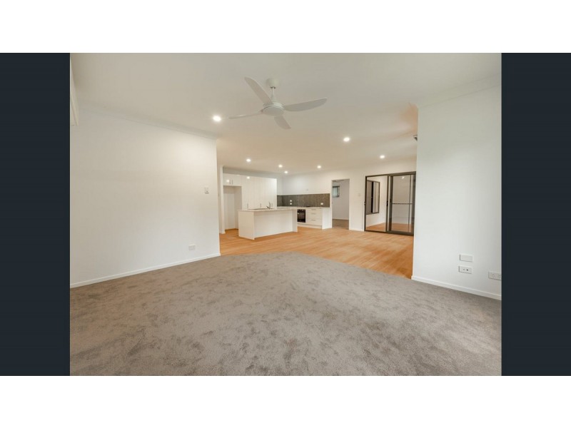 17 Mountain View Crescent, Russell Island QLD 4184