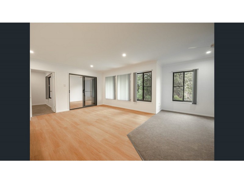 17 Mountain View Crescent, Russell Island QLD 4184