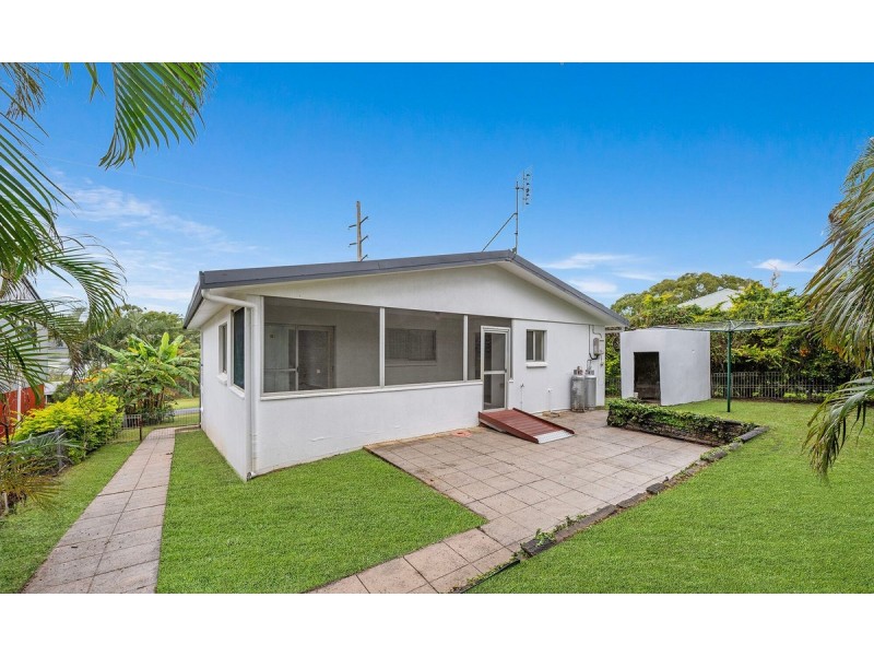 6 Inlet Avenue, Russell Island QLD 4184