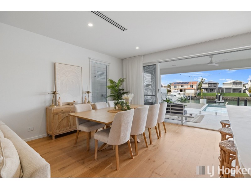 35 Compass Court, Raby Bay QLD 4163