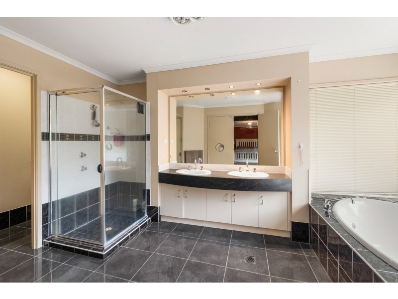 16 Platypus Court, Capalaba QLD 4157