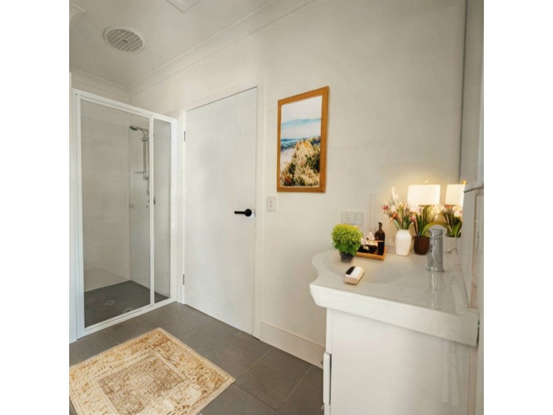 26 Guthrie Street, Russell Island QLD 4184