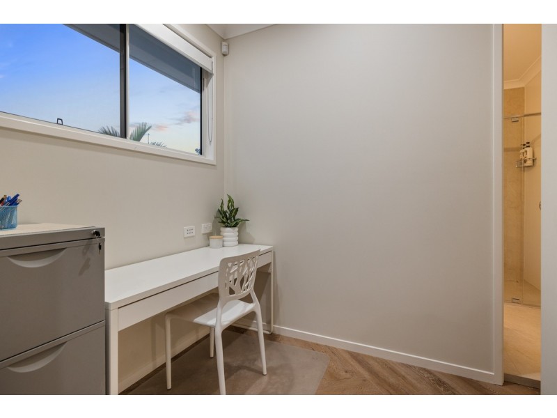 4/100-106 Sturgeon Street, Ormiston QLD 4160